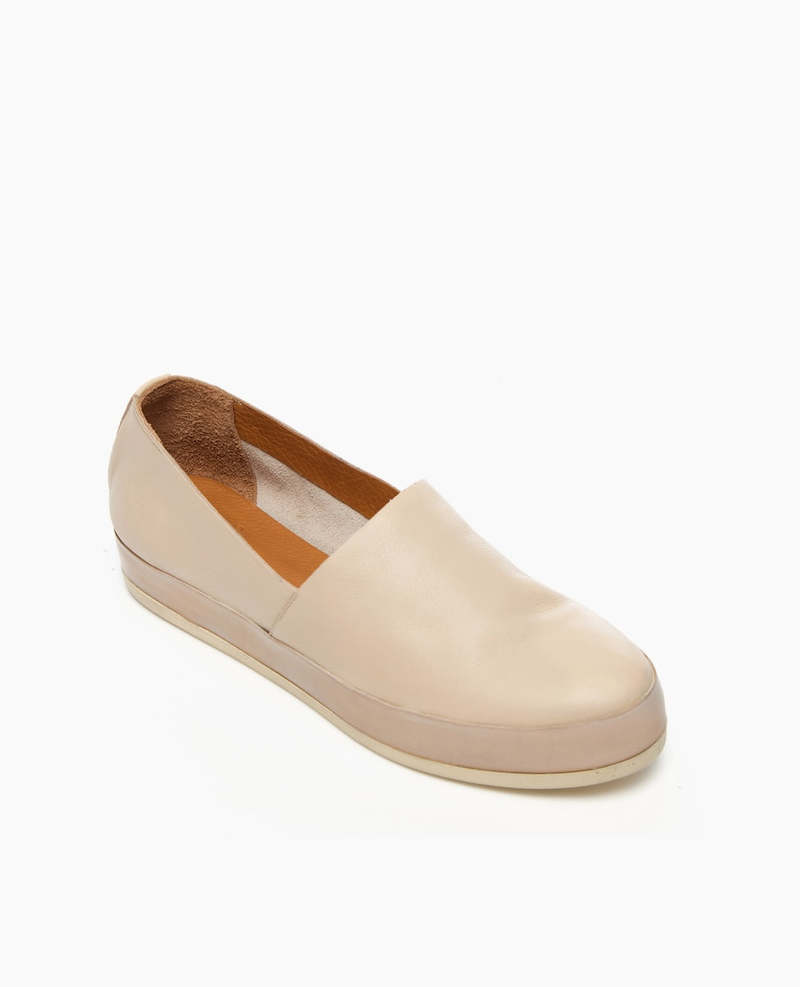 Coclico Gentian Flat - Latte Macchiato Leather