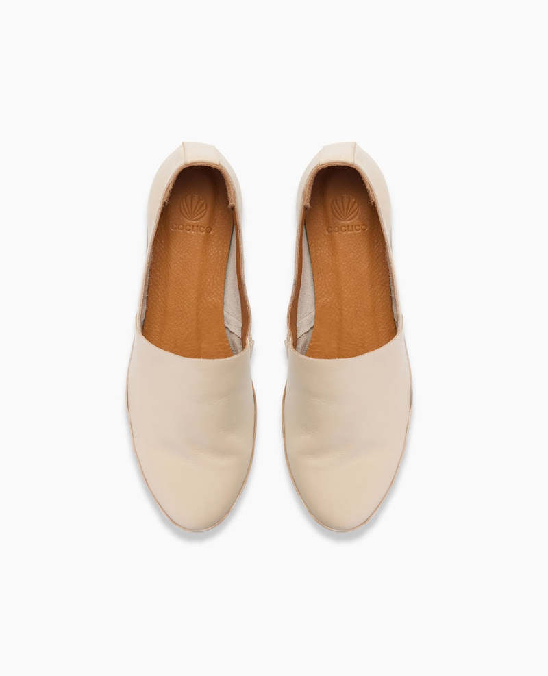 Coclico Gentian Flat - Latte Macchiato Leather