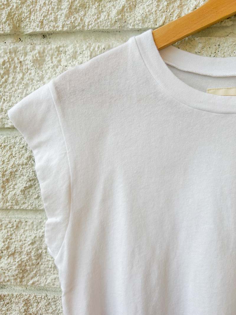 The Great. Peak Shoulder Tee - True White