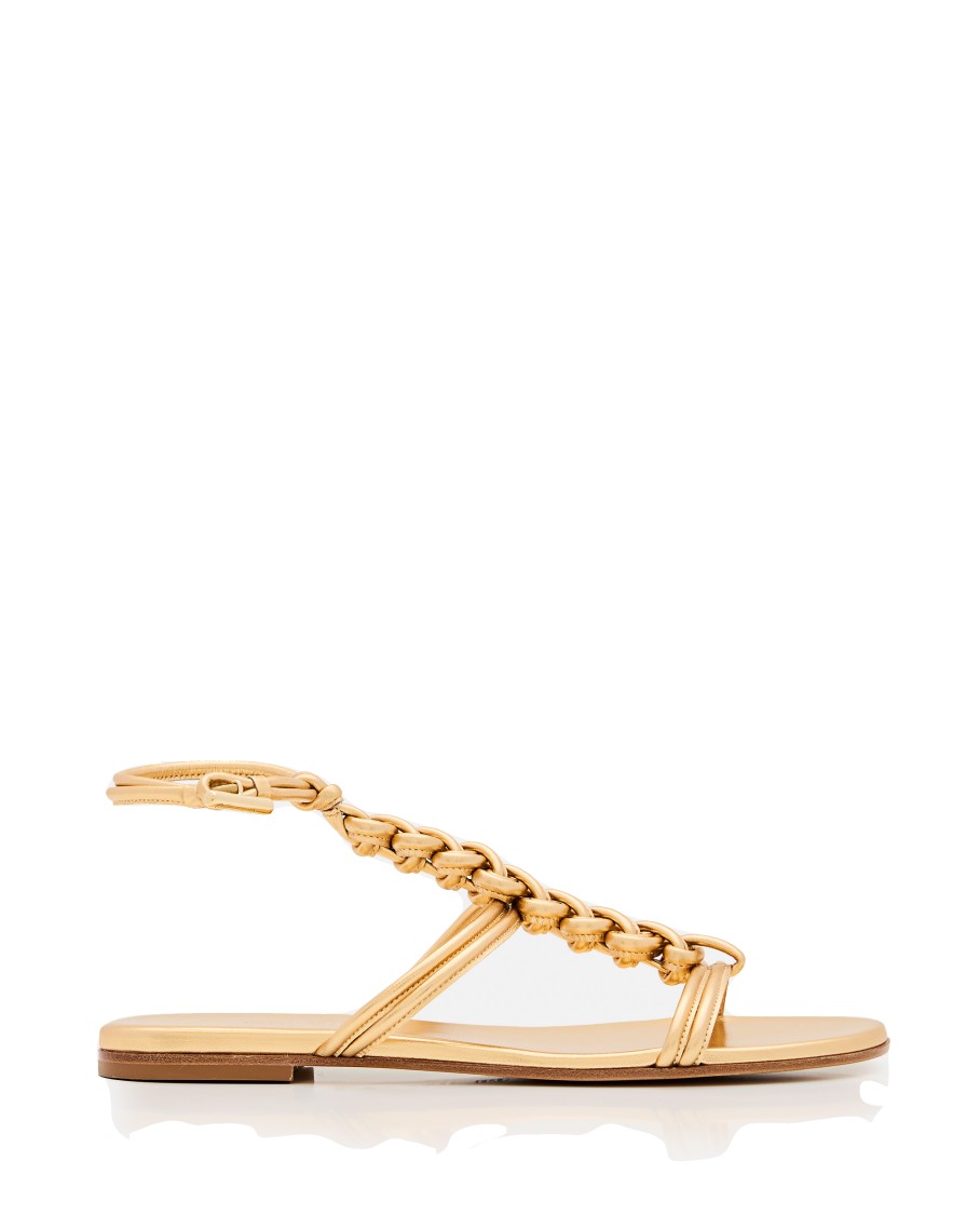 サンダル・ミュール Gianvito Rossi Woven Leather Sandals With Round Open Toe Gianvito Rossi Woven Leather Sandals - Gold | Garmentory