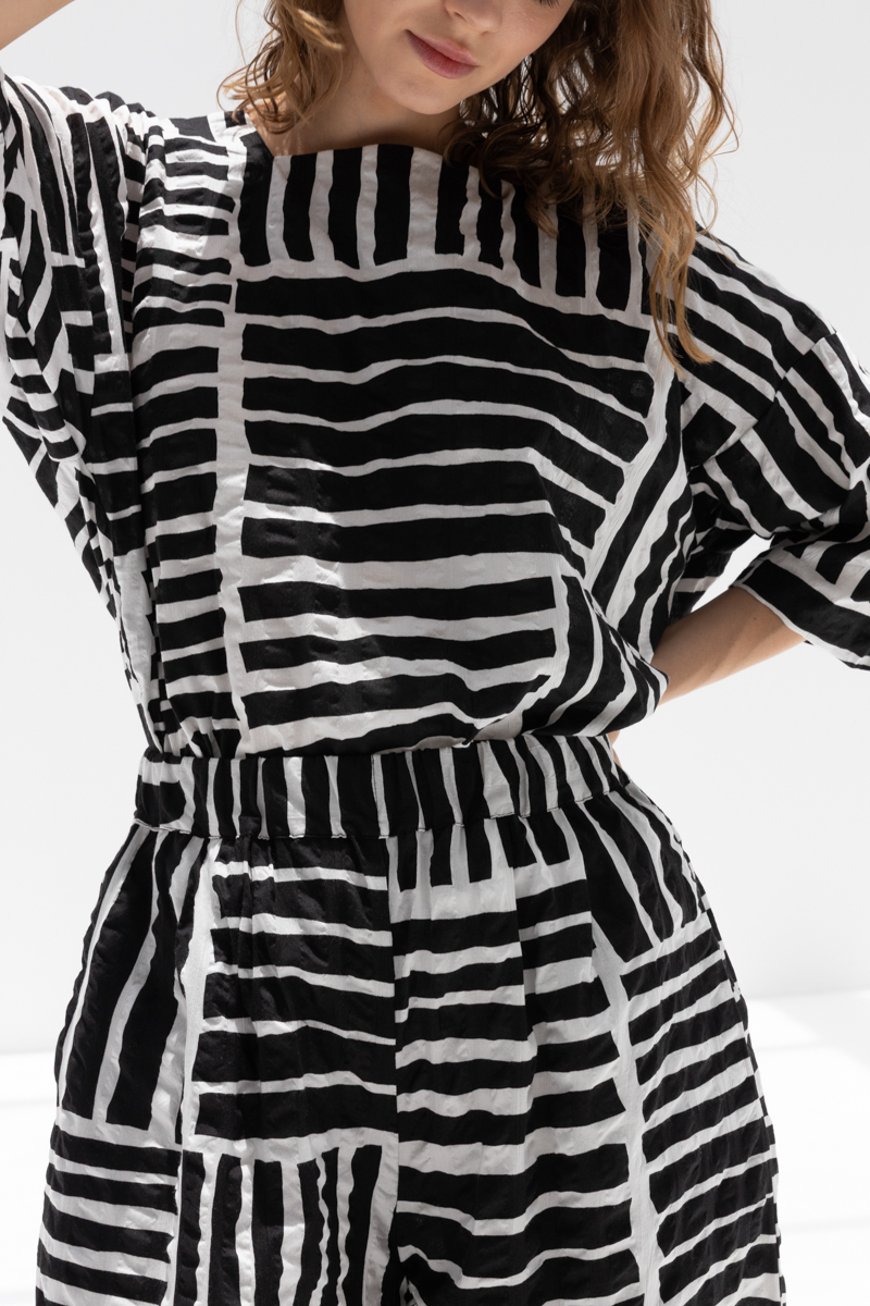 Black Crane Wide Pants - Black Black Crane Wide Pants - Black