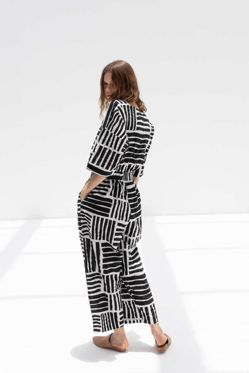 Black Crane Wide Pants - Black Black Crane Wide Pants - Black