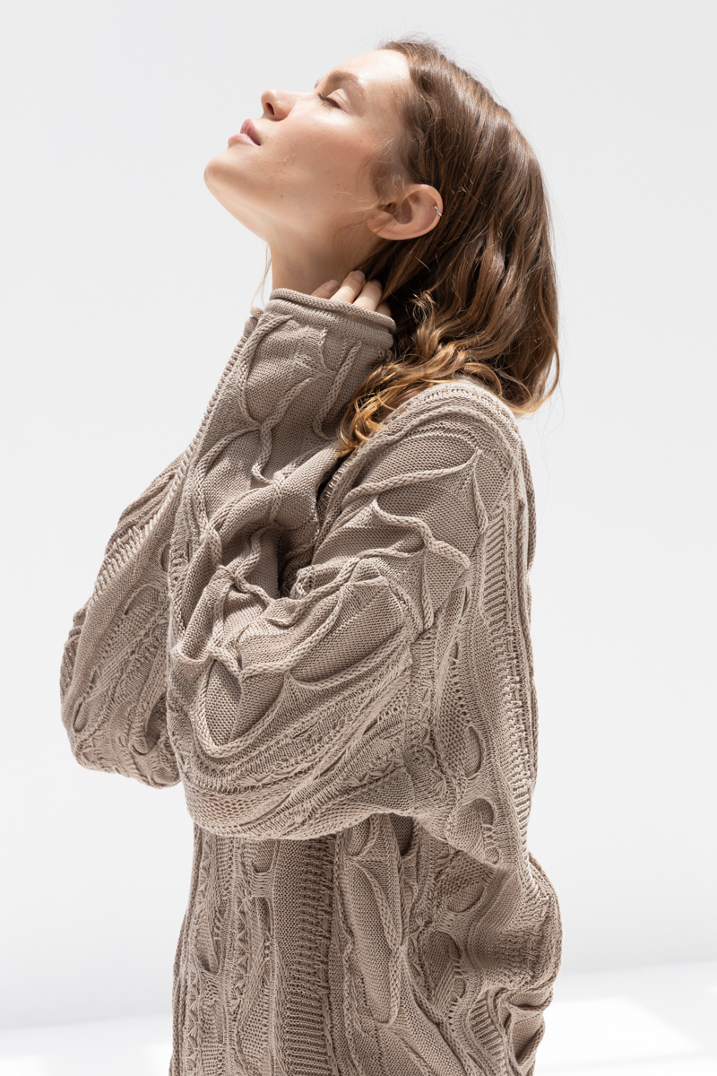 Black Crane Cable Summer Knit Top - Taupe
