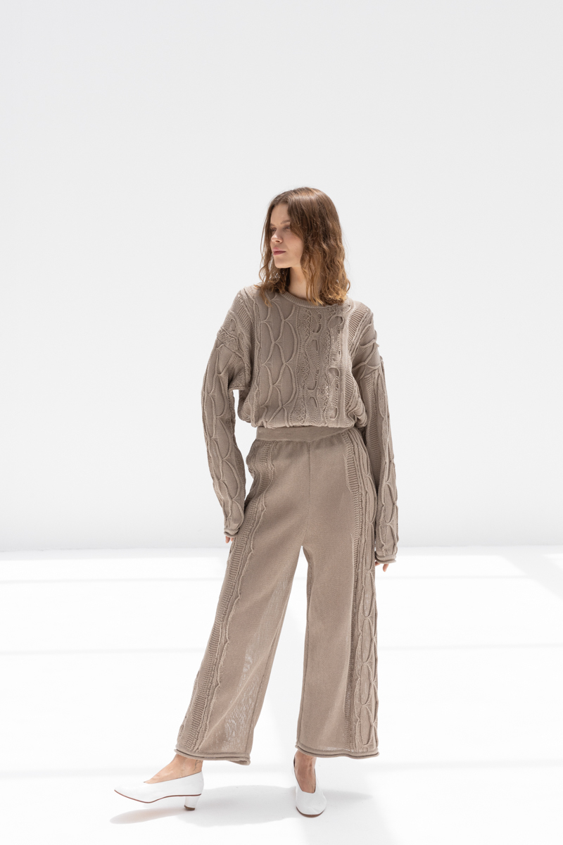 Black Crane Cable Knit Pants - Taupe Black Crane Cable Knit Pants - Taupe