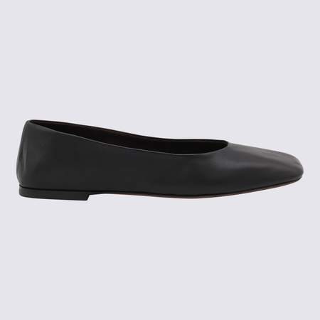 フラットシューズ THE ROW Black Nappa Leather Strella Ballerinas The Row Strella Ballerinas - Black | Garmentory