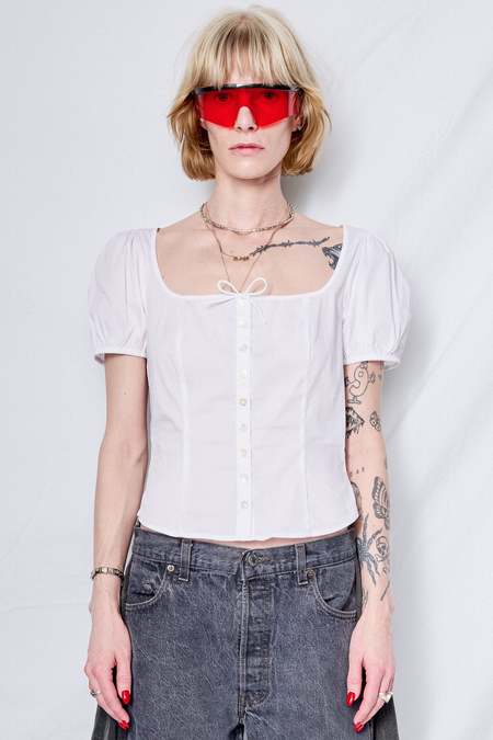 ★Sandy Liang★ ホワイト Chouchou Tシャツ Sandy Liang - Chouchou T-shirt | HBX - Globally Curated