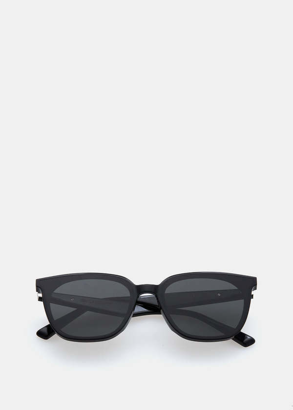 Gentle Monster LILIT-01 Sunglasses - Black | Garmentory