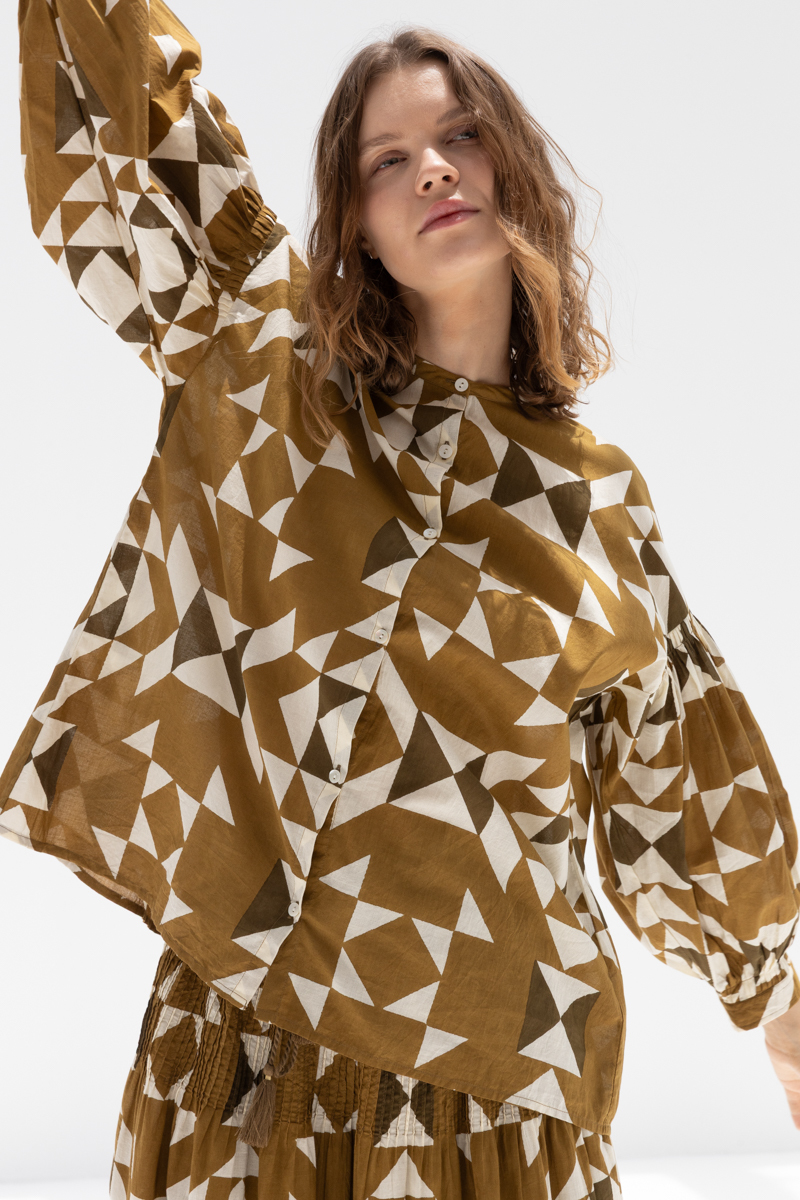 Ichi Antiquites India Quilt Pullover - Khaki Ichi Antiquites India Quilt Pullover - Khaki