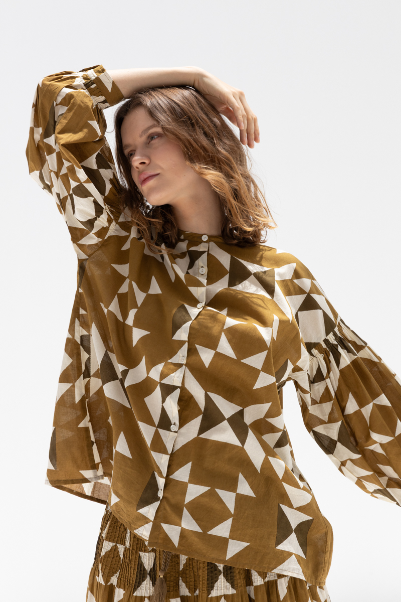 Ichi Antiquites India Quilt Pullover - Khaki Ichi Antiquites India Quilt Pullover - Khaki