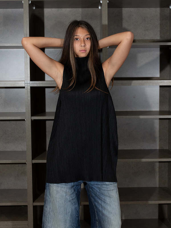 Issey Miyake Lampshade Top - Black | Garmentory