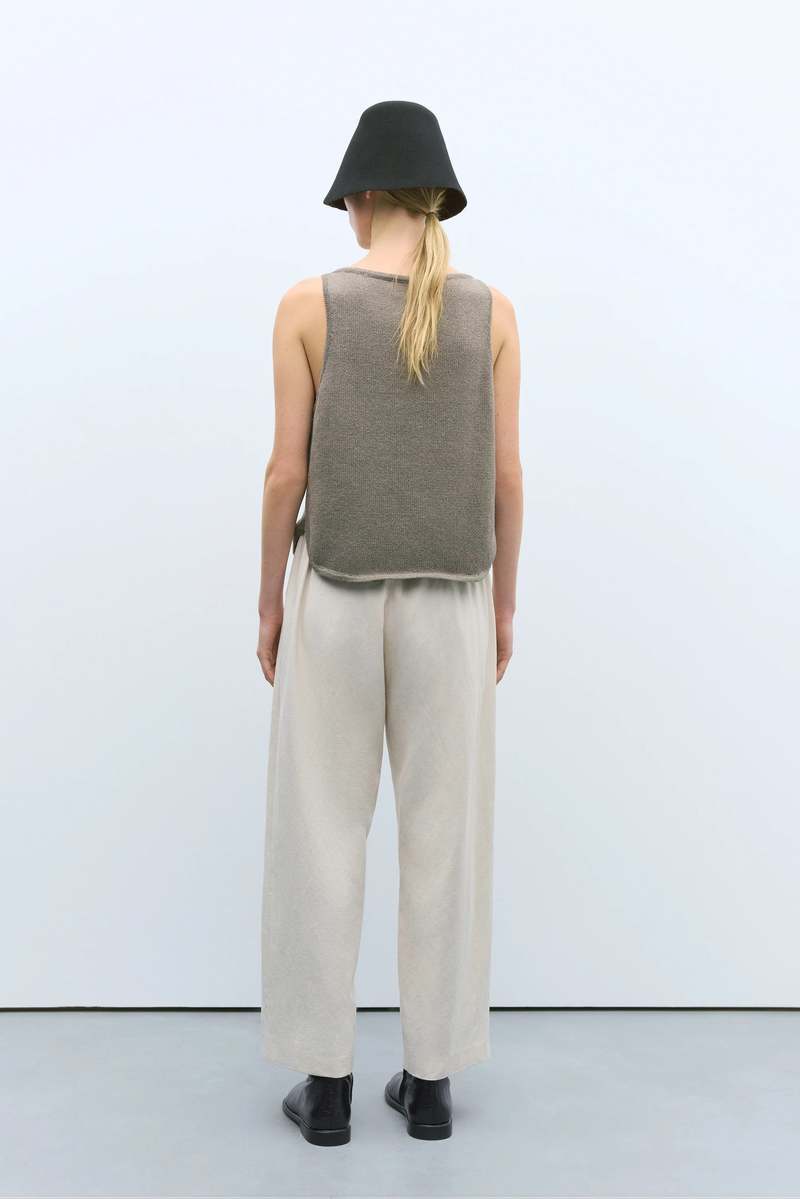 Cordera Boat Neck Waistcoat Cordera Boat Neck Waistcoat