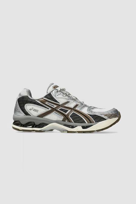 Golden Goose Superstar Sneaker Shoes - Brown/Black | Garmentory