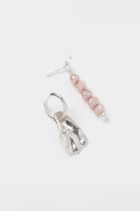 3種の美しい天然石【leah alexandra】MULTI EAR CLIMBERS LEAH ALEXANDRA MULTI EAR CLIMBERS | Garmentory