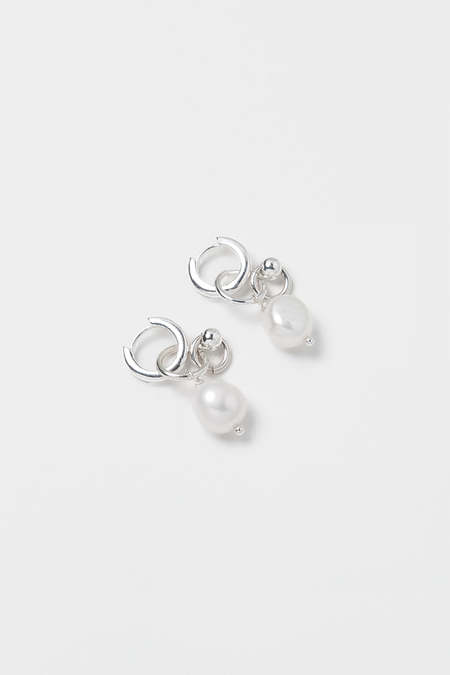3種の美しい天然石【leah alexandra】MULTI EAR CLIMBERS Leah Alexandra Multi Ear Climbers | Garmentory