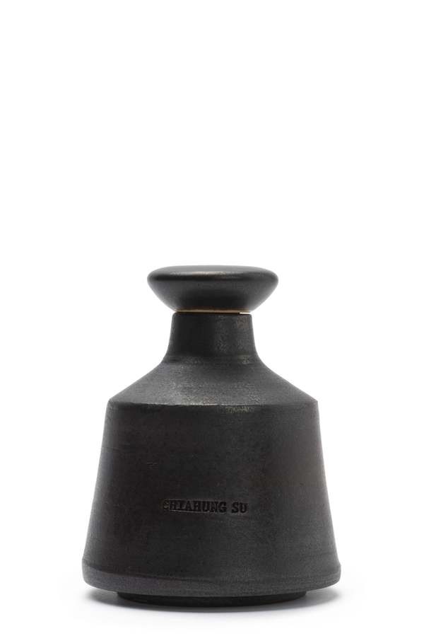 Chiahung Su Ataya Small Perfume Bottle - Glazed Iron Black