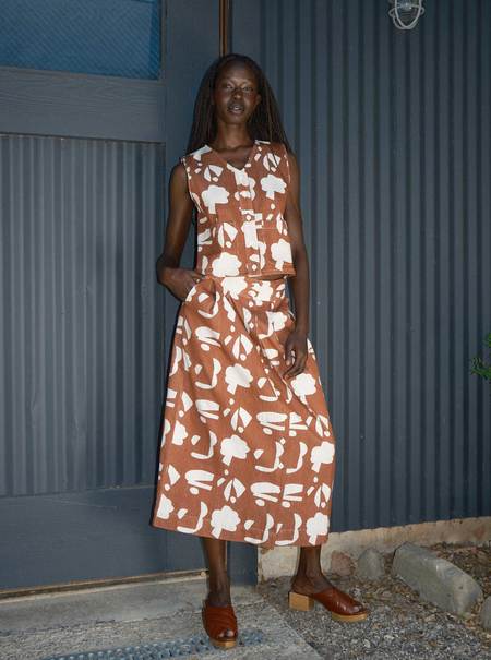 スカート ANDREA ADAMO SKIRT (ADFW21SK06031477 0477) Andrea Adamo Ribbed Midi Skirt - Brown | Garmentory