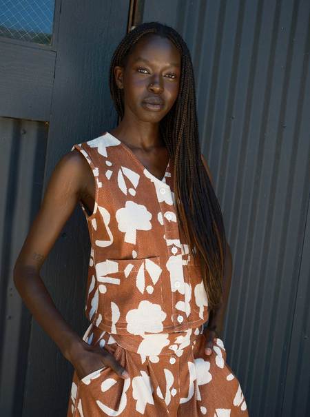 Aseedoncloud Tea Garden Vest - Beige | Garmentory