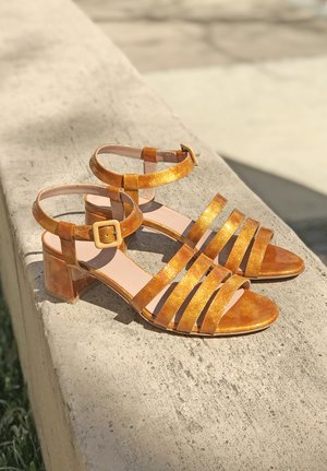 maryam nassir zadeh palma