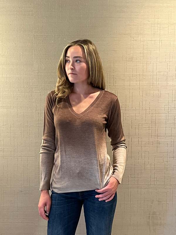 Alessandro Aste Boston V-Neck Light Sweater - Clay