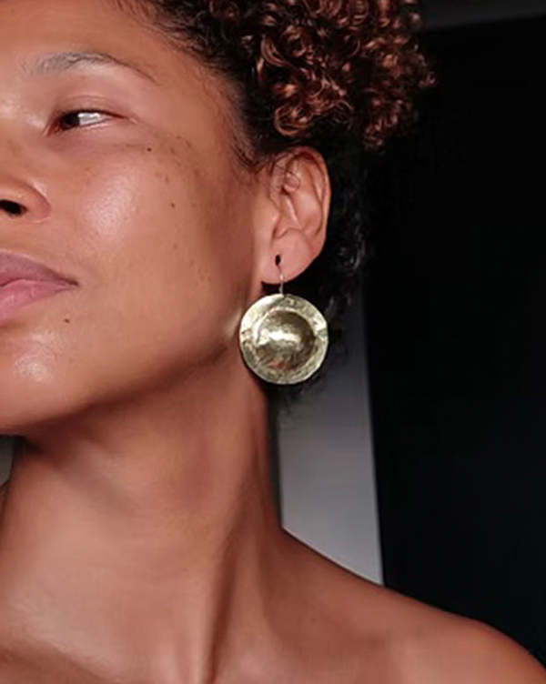 Dani Guirra Golden Metal Disk Merchant Earrings