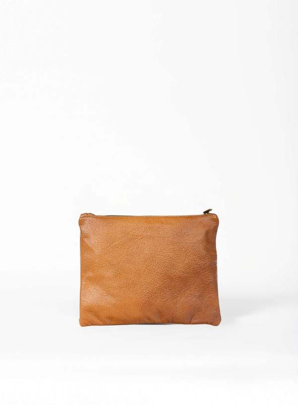 Deux Mains Woven Pouch - Cognac Deux Mains Woven Pouch - Cognac