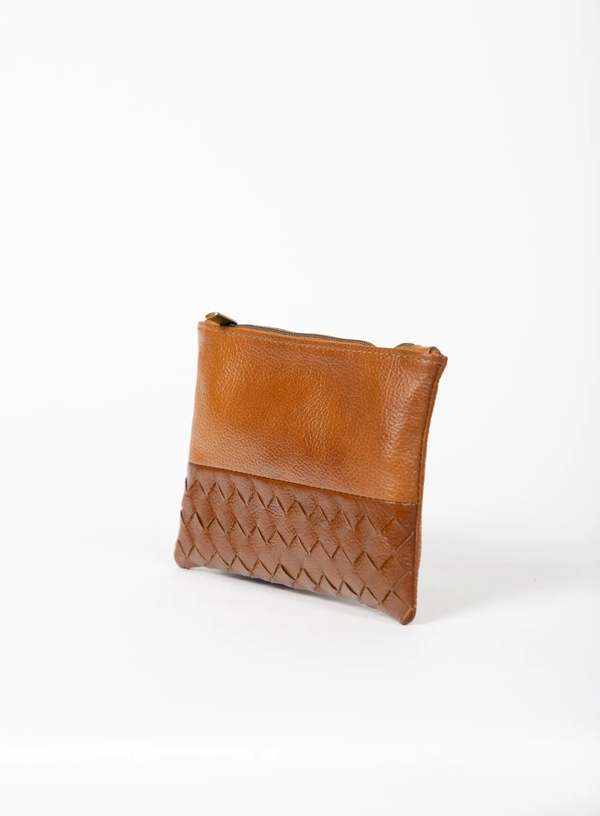 Deux Mains Woven Pouch - Cognac Deux Mains Woven Pouch - Cognac