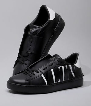 Valentino Garavani Sneakers - Nero Bianco | Garmentory