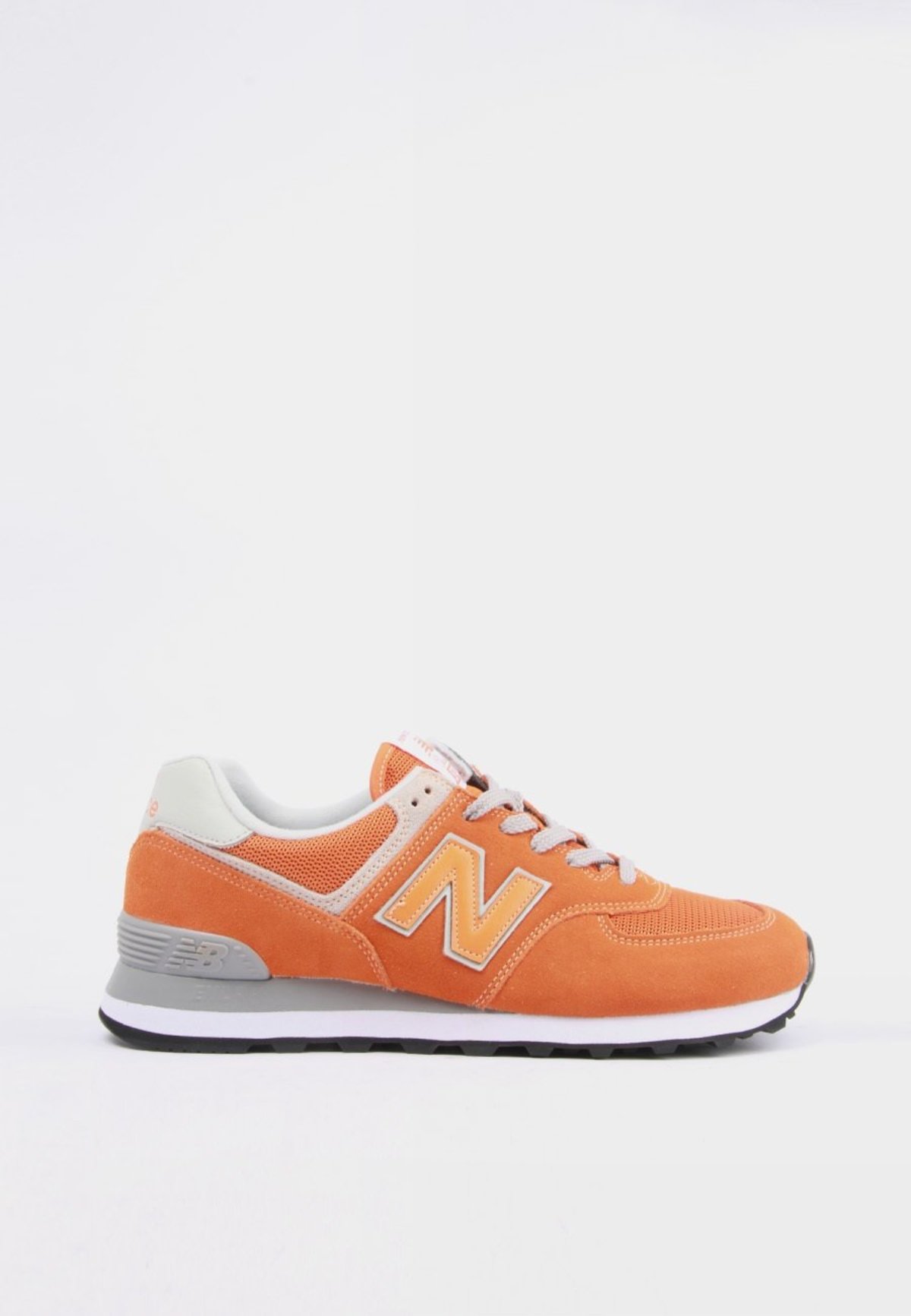 UNISEX New Balance 574 Classic - orange/white | Garmentory