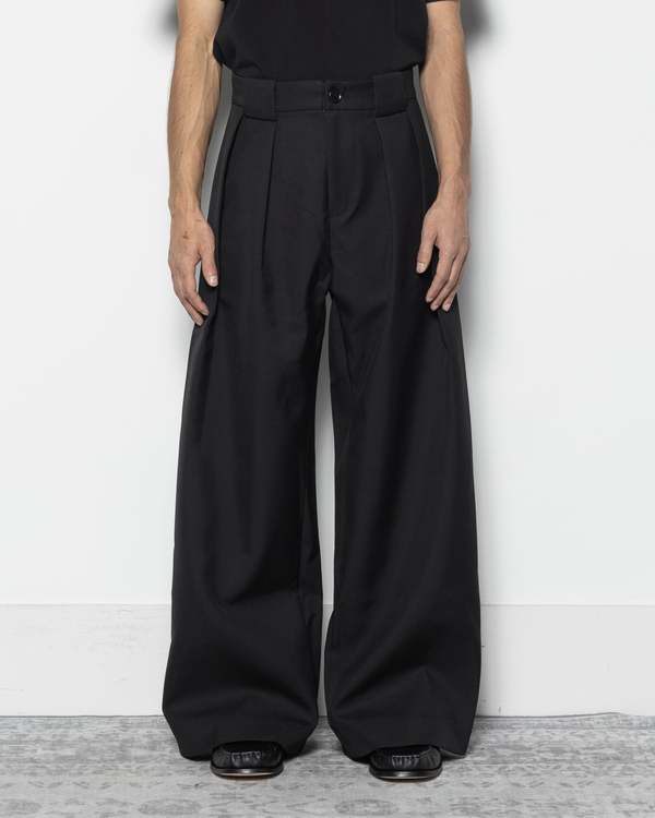 common divisor スラックス　Size-2 COMMON DIVISOR Basel Triple Pleated Pants W/P Pants | Garmentory