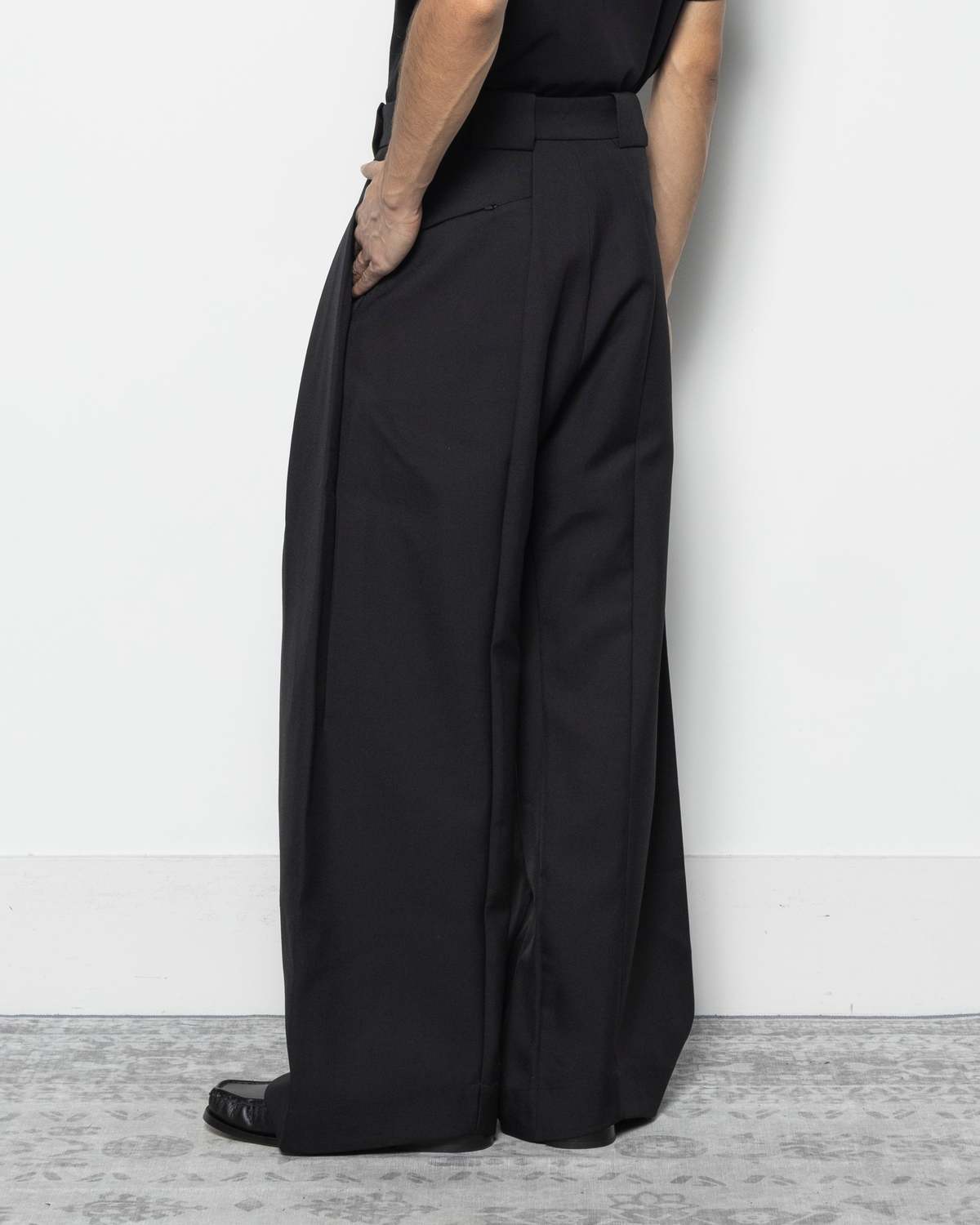 COMMON DIVISOR Basel Triple Pleated Pants W/P Pants | Garmentory