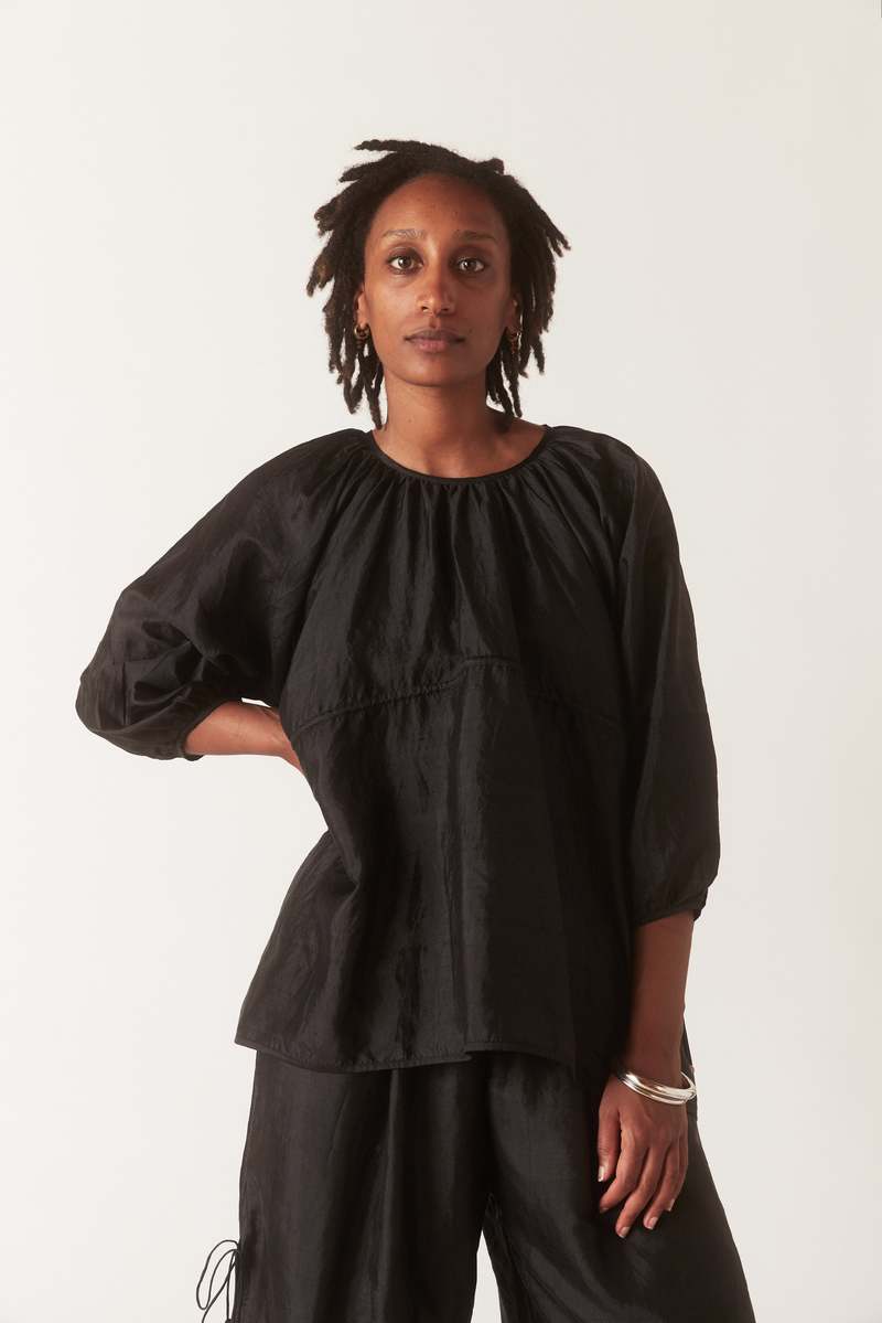 トップス BUNON Silk Back button blouse & gilet Silk Back button blouse&gilet（2color） - poooL (online shop)