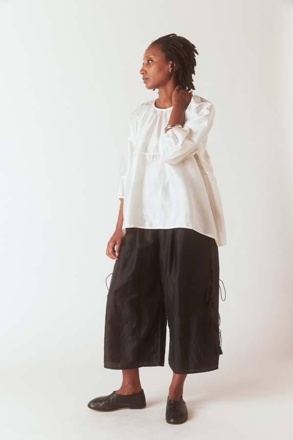トップス BUNON Silk Back button blouse & gilet Bunon Back Button Blouse | Garmentory