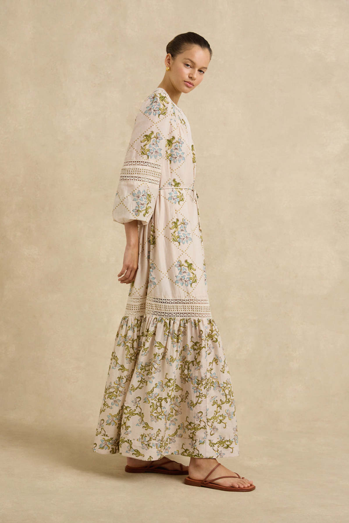 HANNAH Vivanna Jasmine Dress - Image 2 of 4