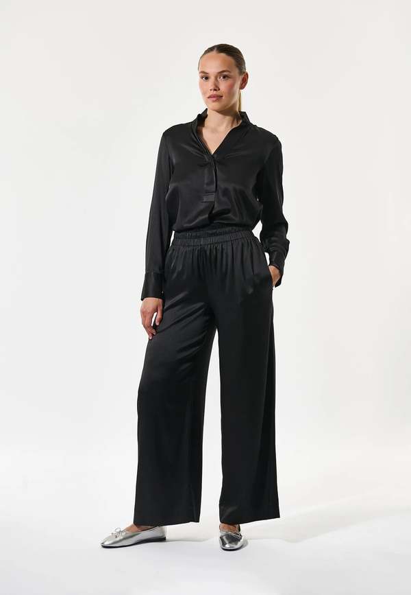 Dea Kudibal Margodea Trousers - Black