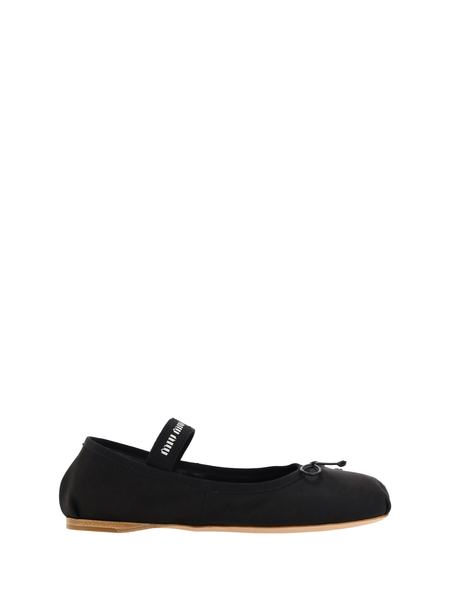 MIUMIU Leather Ballerinas【関税送料込】 23896596_54092217_1000.jpg