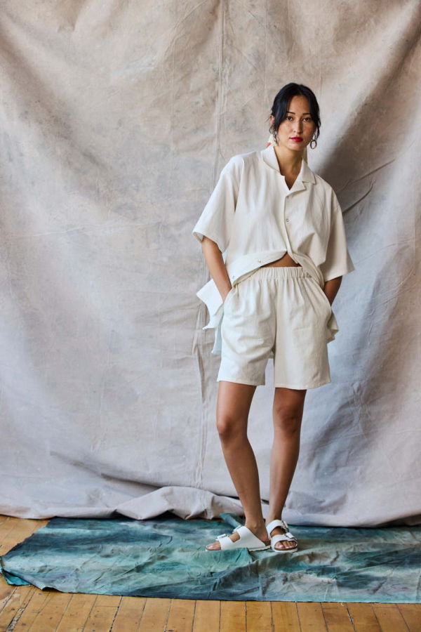 Devlyn Van Loon Straight Short Sample