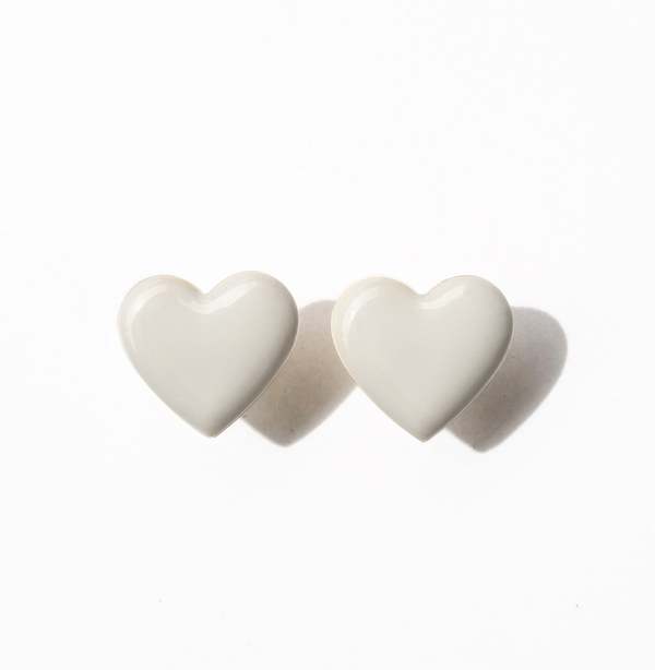 MATTER MATTERS Puffy Heart Studs