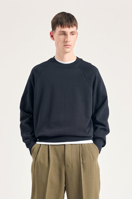 トップス FCRB STAR APPLIQUE TEAM CREWNECK SWEAT Star Applique Team Crewneck Sweat 'Black' | Garmentory