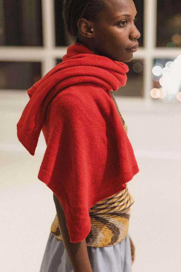 Baserange Whit Scarf