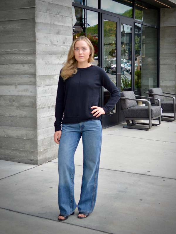 MJWatson Round Neck Pullover