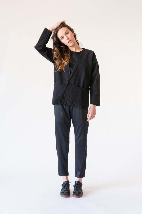 SEEKER Lab Coat - Black