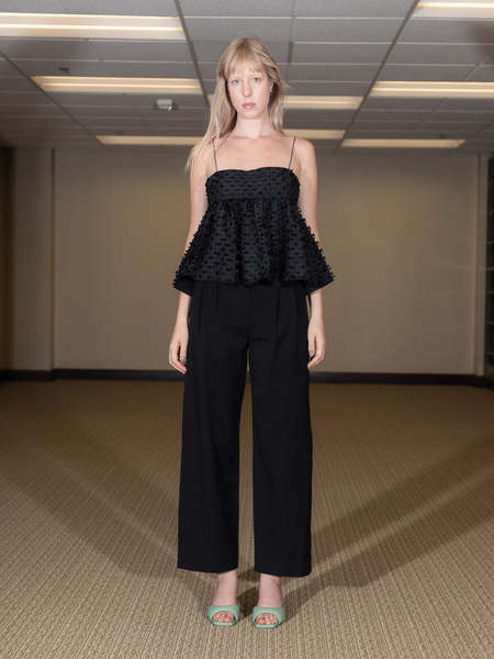CECILIE BAHNSEN バベット クロッケトップ Cecilie Bahnsen Vie Crinkle Parachute Top - Black | Garmentory
