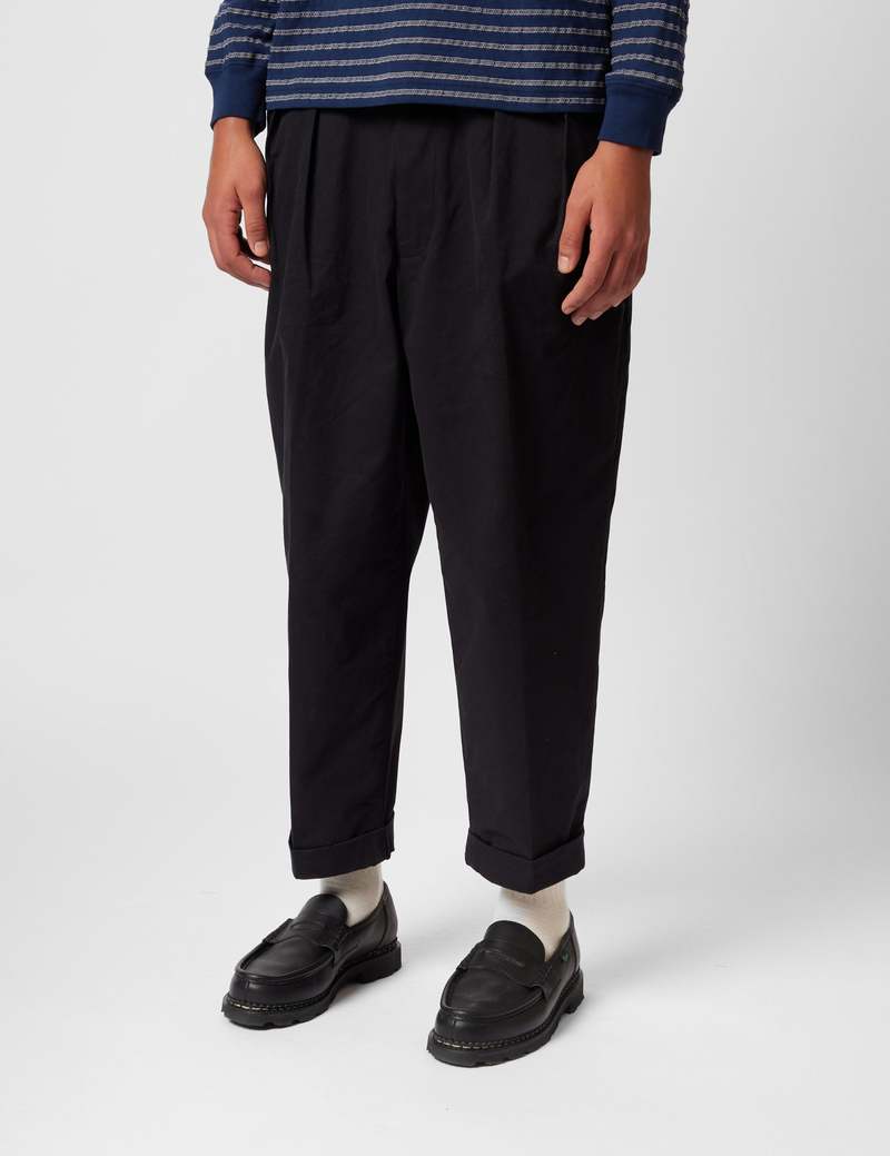 Beams Plus 2 Pleat Twill Trousers - Black | Garmentory