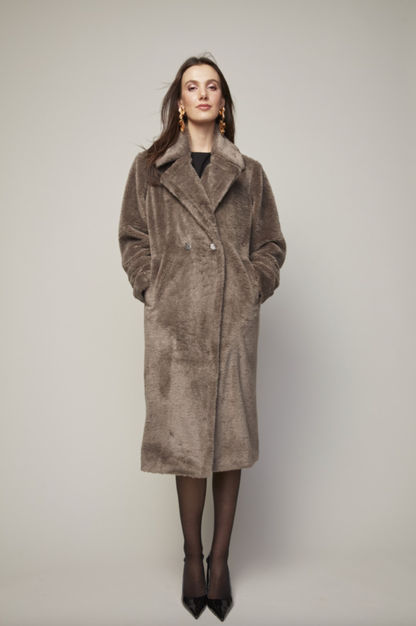 Adroit Bear Faux Fur Coat