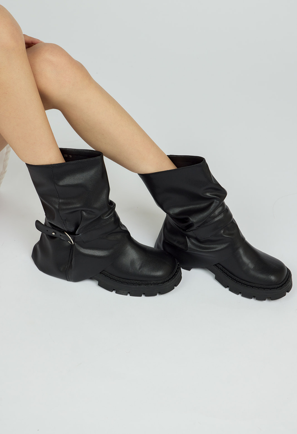 The NKC Store Gomma Ankle Boot - Black