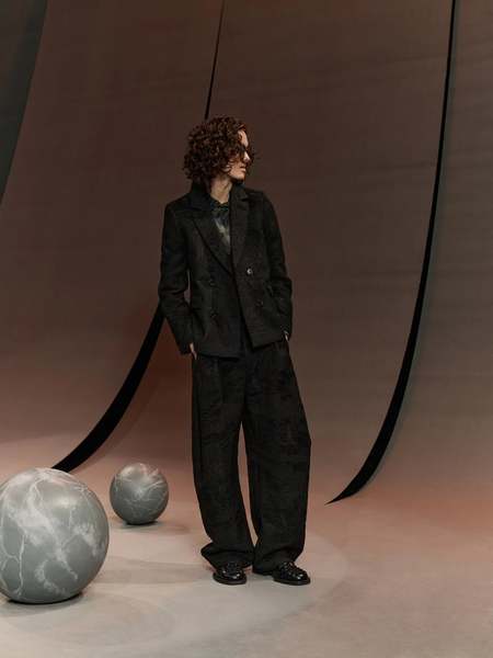 navin k-dart ジャケット　44 Kiko Kostadinov Navin K-Dart Blazer - Black Sable | Garmentory