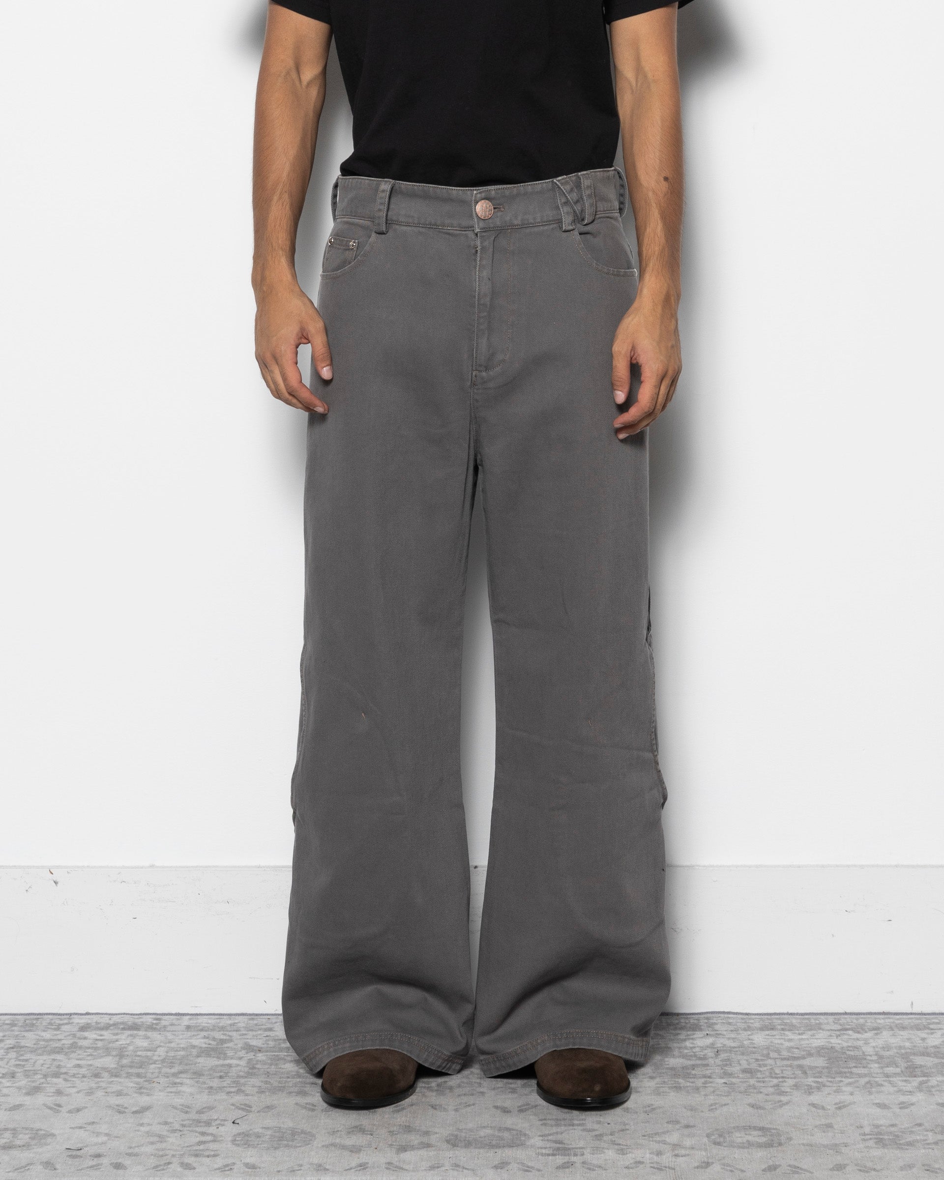 (最終値下げ)Nullus GREY ARROWS POCKET JEANS Nullus Arrows Pocket Jeans - Grey | Garmentory