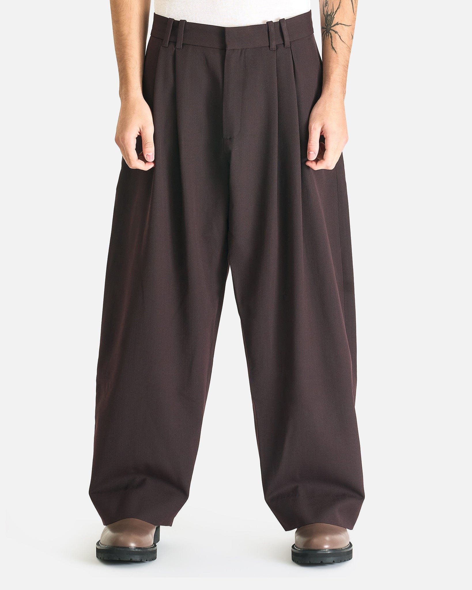 パンツ STUDIO NICHOLSON PLEAT TAPERED PANTS Studio Nicholson Double Pleat Volume Pant | Garmentory