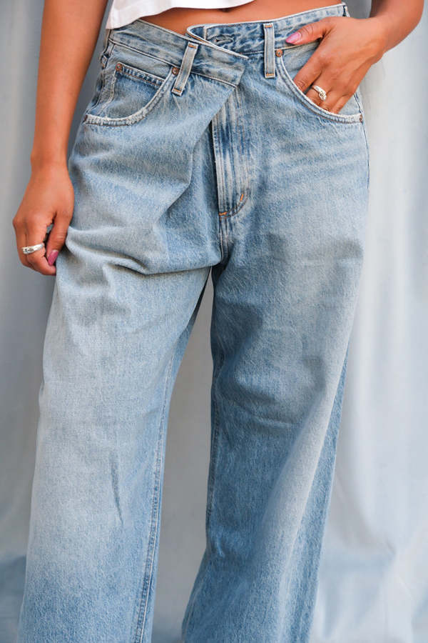 AGOLDE Vana Petite Fold Jean - Mantra | Garmentory