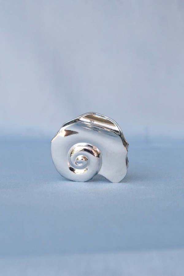 Pipe & Row Conch Hair Claw - Silver Pipe & Row Conch Hair Claw - Silver